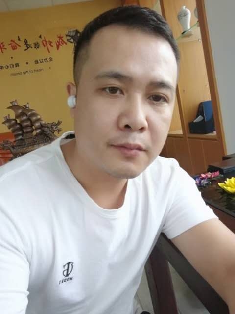 礼哥的第二张照片--盐城相亲服务中心