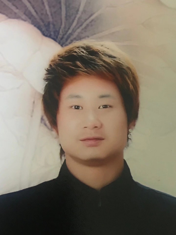 咮辛的第一张照片--盐城相亲服务中心