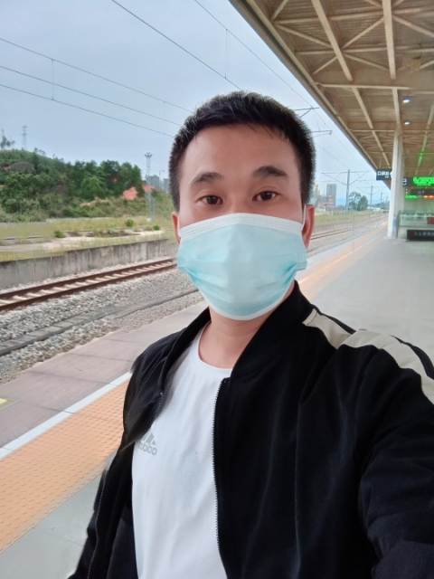 小李的第一张照片--盐城相亲服务中心