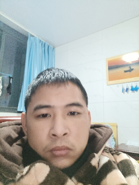 寂寞的第二张照片--盐城相亲服务中心