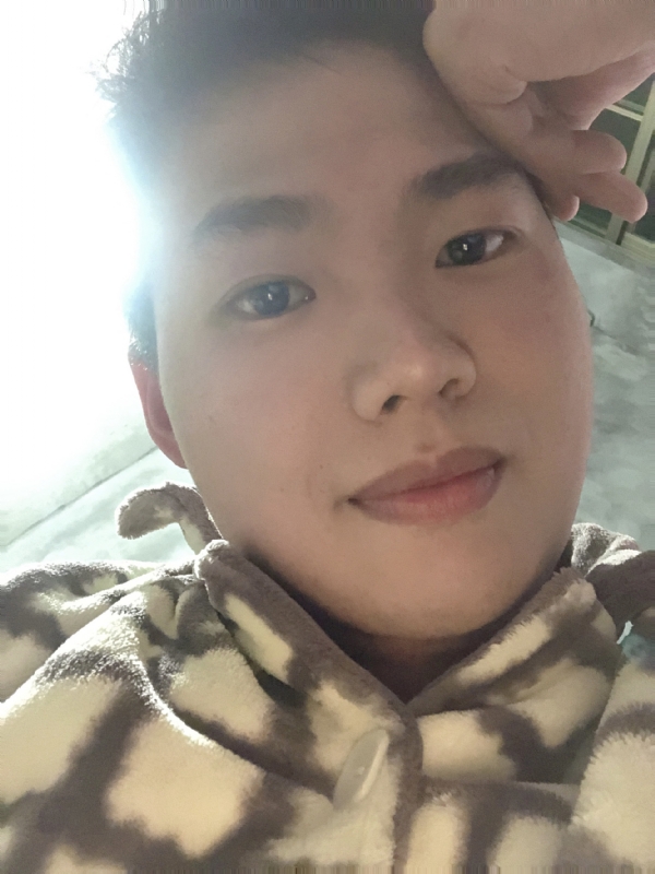 她的第四张照片--盐城相亲服务中心