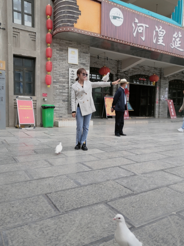 艳艳的第一张照片--盐城相亲服务中心