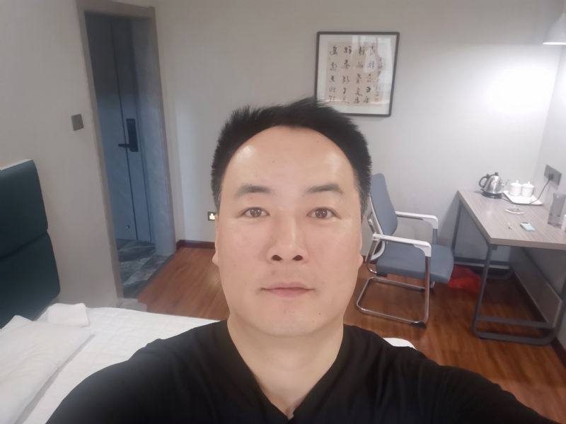 莫待花落空折枝的第一张照片--盐城相亲服务中心