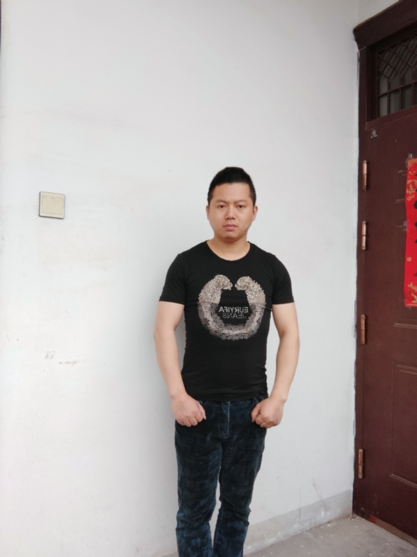 萧萧的第一张照片--盐城相亲服务中心