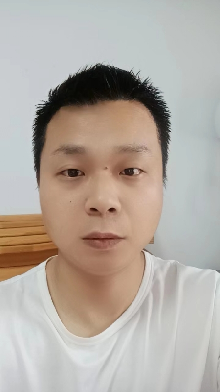 阳光的第一张照片--盐城相亲服务中心