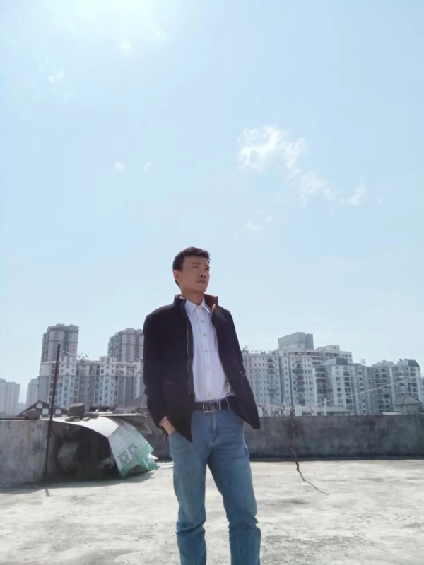 蓝色心情的第一张照片--盐城相亲服务中心