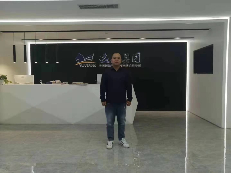 远去的雄鹰的第一张照片--盐城相亲服务中心