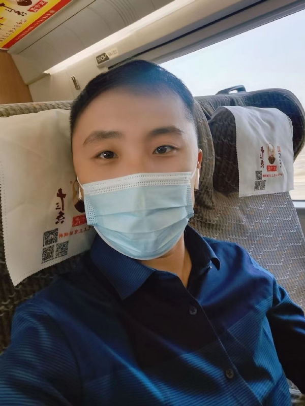 孤独的小屁猪的第二张照片--盐城相亲服务中心