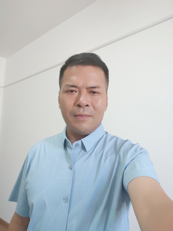 牵挂的第一张照片--盐城相亲服务中心