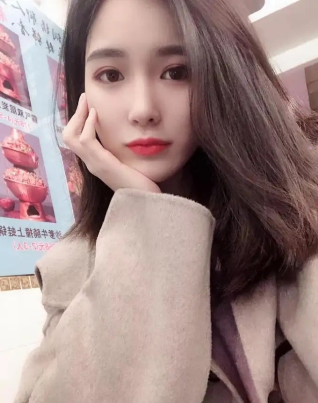 谢玲的第一张照片--盐城相亲服务中心