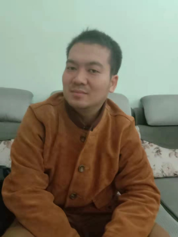 艺民的第一张照片--盐城相亲服务中心
