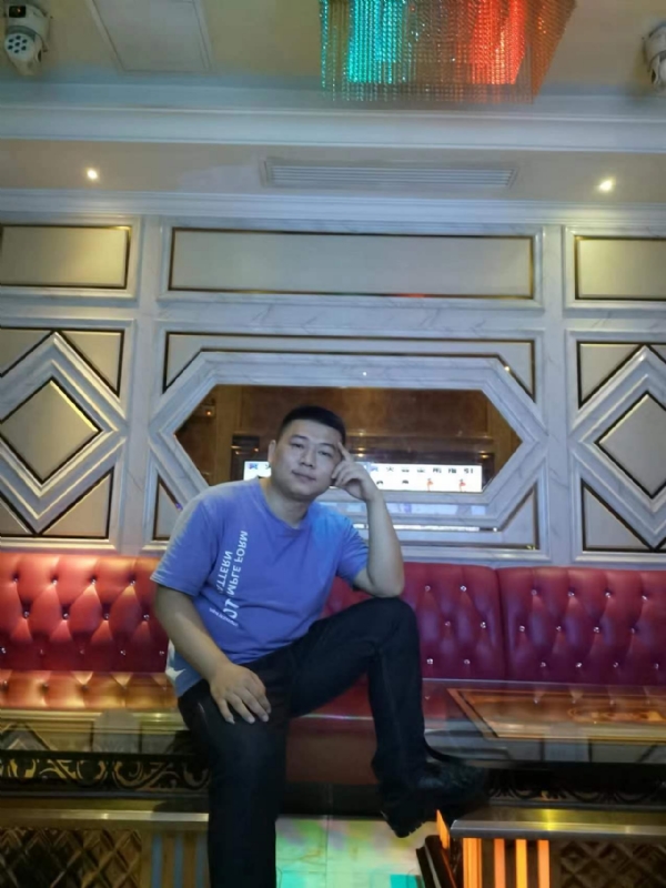 黄生的第四张照片--盐城相亲服务中心