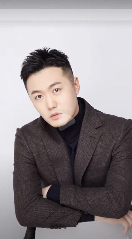 杨天枭的第一张照片--盐城相亲服务中心