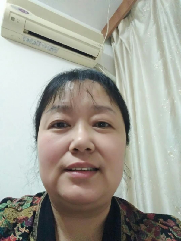 雨中漫步的第一张照片--盐城相亲服务中心