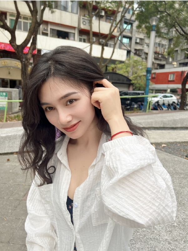 韵韵的第一张照片--盐城相亲服务中心