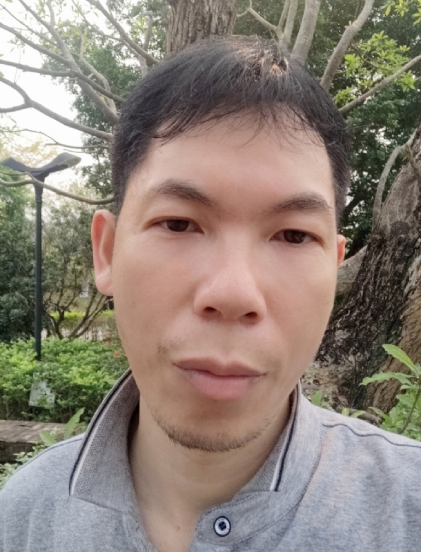 漂浮的云的第一张照片--盐城相亲服务中心