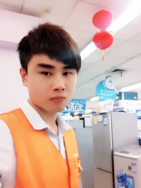 罗自强的第一张照片--盐城相亲服务中心