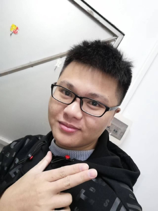 小小梦执的第一张照片--盐城相亲服务中心