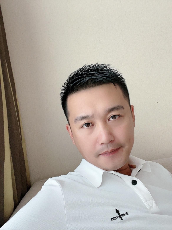 笑望人非的第一张照片--盐城相亲服务中心