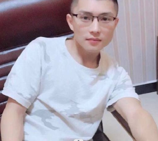 辉辉辉的第一张照片--盐城相亲服务中心