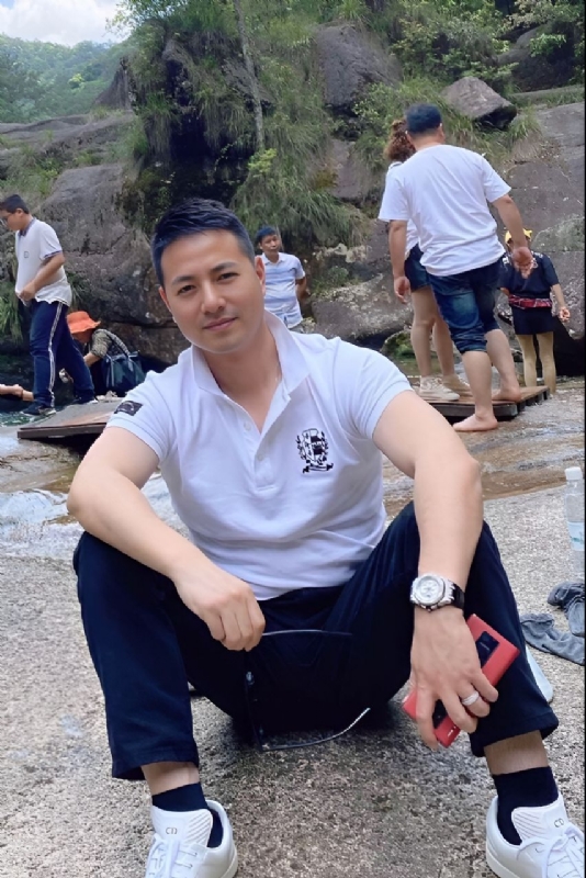 勿忘初心的第三张照片--盐城相亲服务中心
