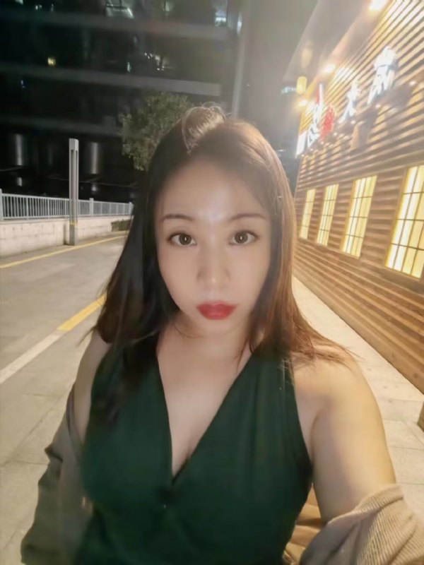 叶子青青的第三张照片--盐城相亲服务中心