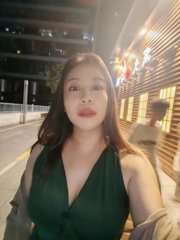 叶子青青的第四张照片--盐城相亲服务中心