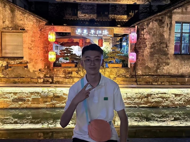 李四的第一张照片--盐城相亲服务中心