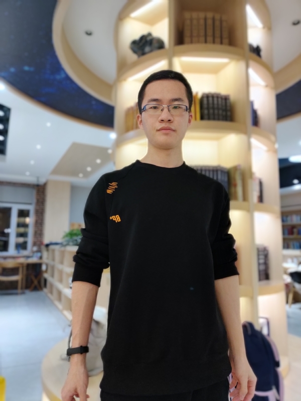 轩墨的第一张照片--盐城相亲服务中心