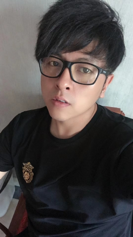 爱你永远不容易的第一张照片--盐城相亲服务中心