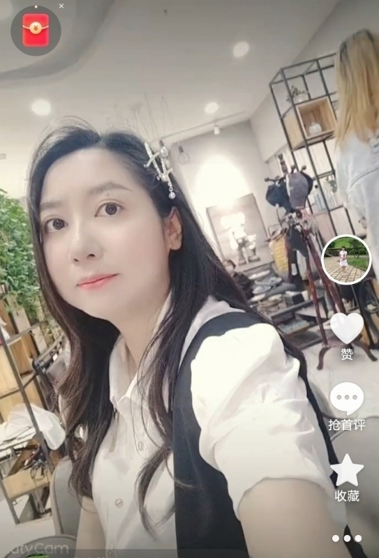 雅致的风的第一张照片--盐城相亲服务中心