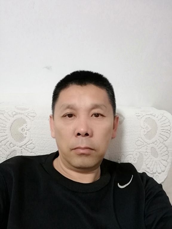 野1111的第一张照片--盐城相亲服务中心