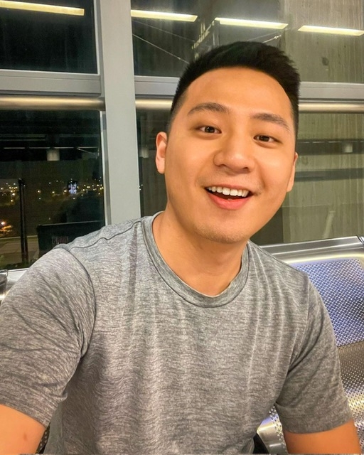 孤獨的男人的第三张照片--盐城相亲服务中心