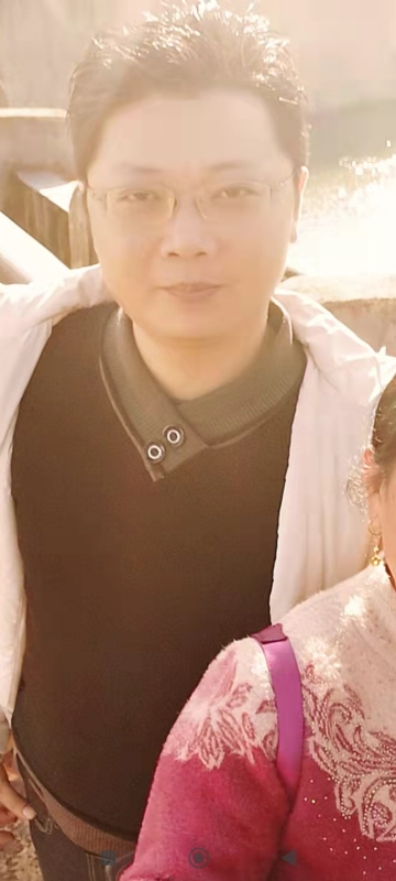 邓生的第二张照片--盐城相亲服务中心