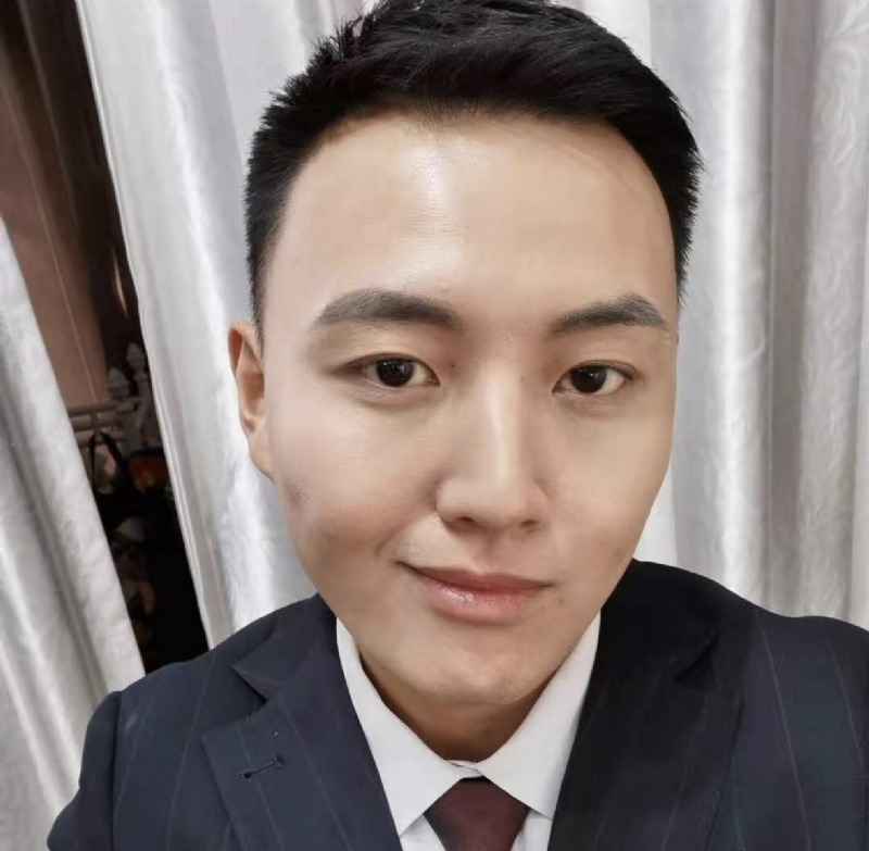 英俊潇洒的第二张照片--盐城相亲服务中心