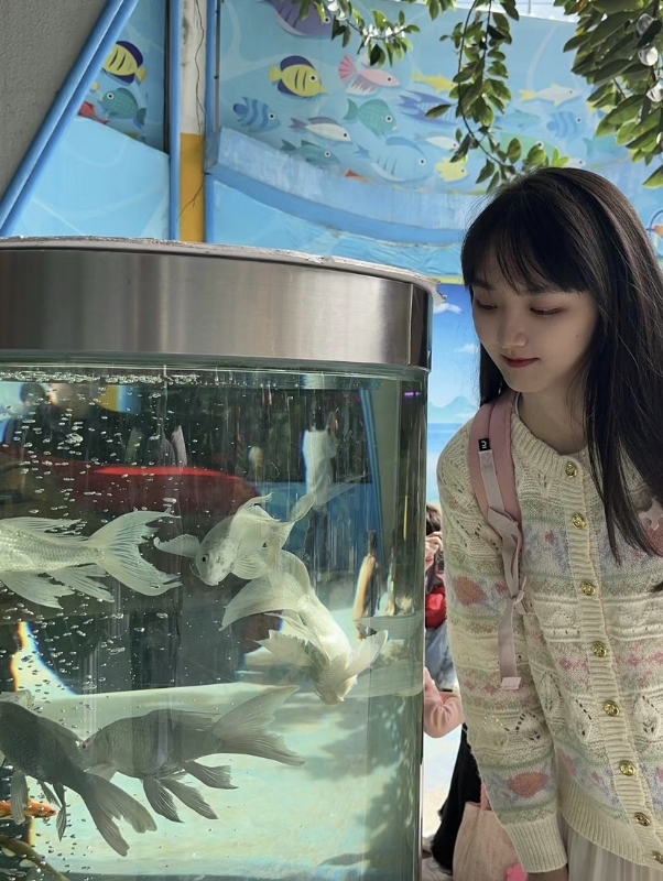 yiyi的第三张照片--盐城相亲服务中心