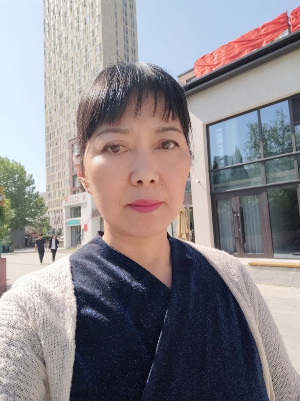 天山雪莲的第一张照片--盐城相亲服务中心