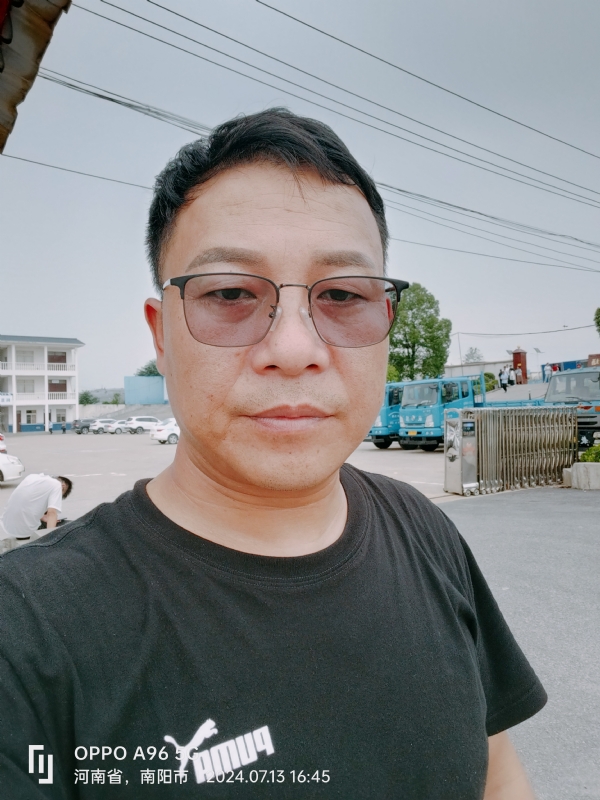 楚辞的第二张照片--盐城相亲服务中心