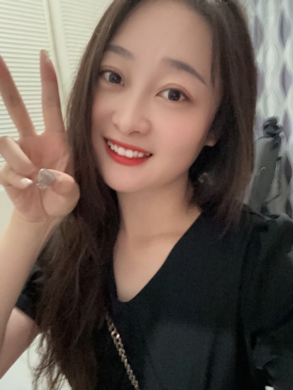 草莓的第一张照片--盐城相亲服务中心