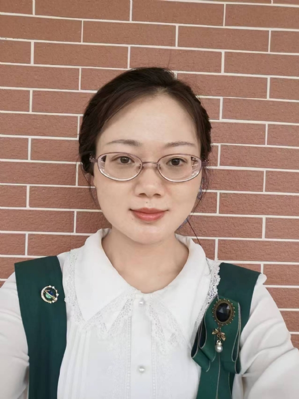 Lily的第一张照片--盐城相亲服务中心