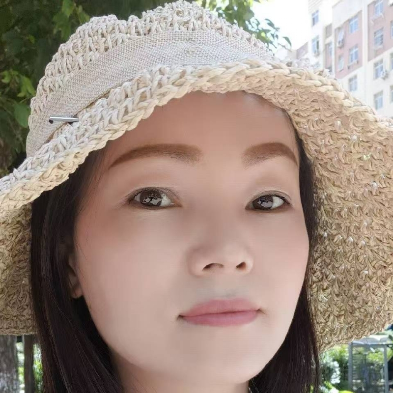 蓝妮的第二张照片--盐城相亲服务中心