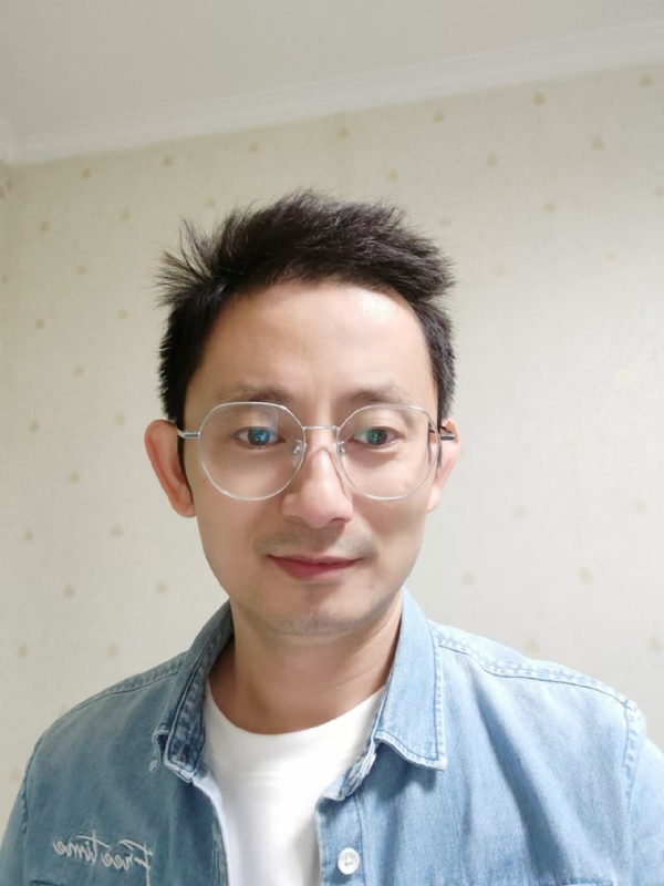 飘逸的第二张照片--盐城相亲服务中心