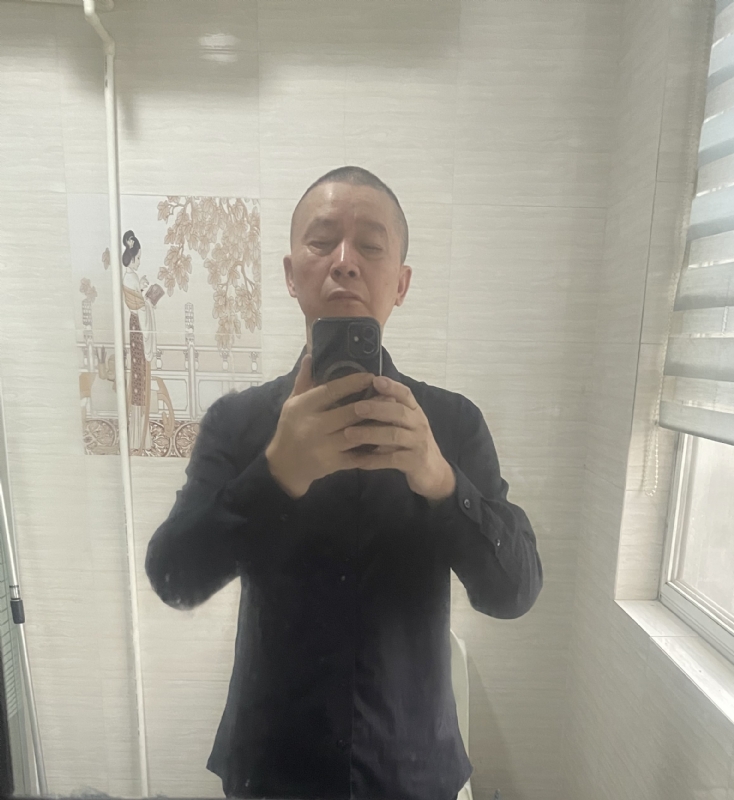 荣哥的第一张照片--盐城相亲服务中心