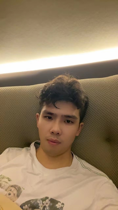 阿龙设计师的第一张照片--盐城相亲服务中心