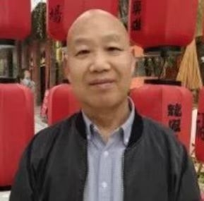 教师作家诗人的第一张照片--盐城相亲服务中心