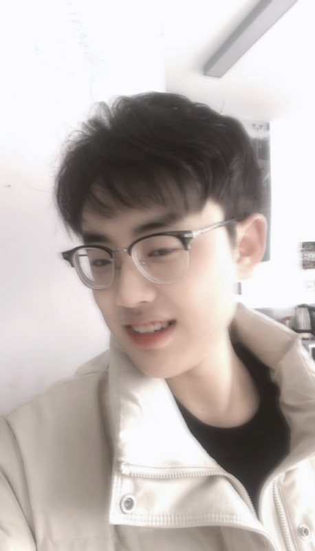 梁21的第一张照片--盐城相亲服务中心