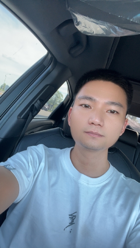 小江的第四张照片--盐城相亲服务中心