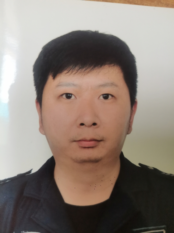 吕嘉的第一张照片--盐城相亲服务中心