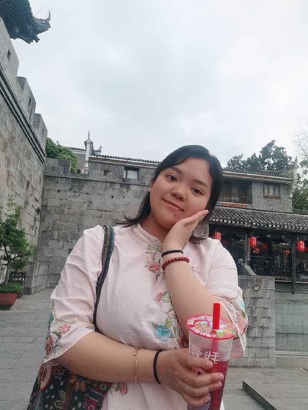 敏兮小沫的第二张照片--盐城相亲服务中心