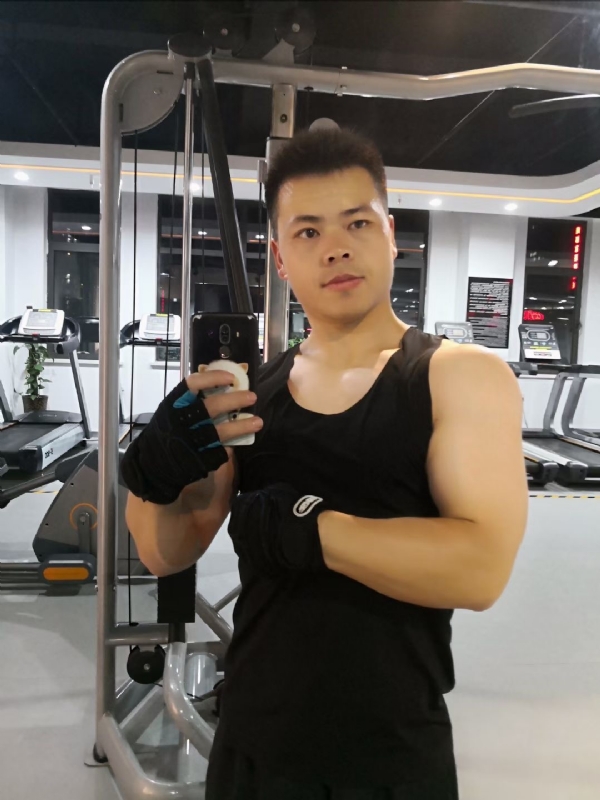 范迪塞尔的第二张照片--盐城相亲服务中心